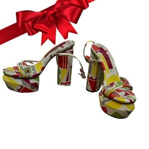 PLATFORM SANDALS COLOR POP